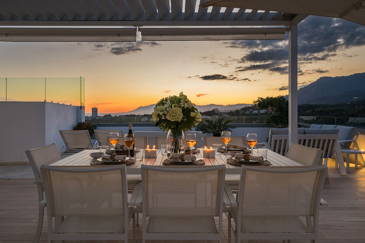 4 Bed Apartment for sale in Santa Clara Costa Del Sol, Málaga, Spain