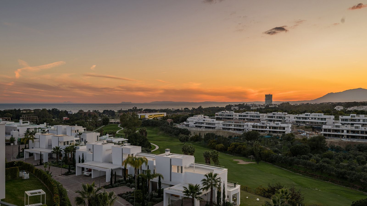 4 Bed Apartment for sale in Santa Clara Costa Del Sol, Málaga, Spain