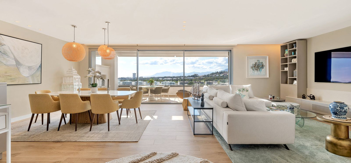 4 Bed Apartment for sale in Santa Clara Costa Del Sol, Málaga, Spain