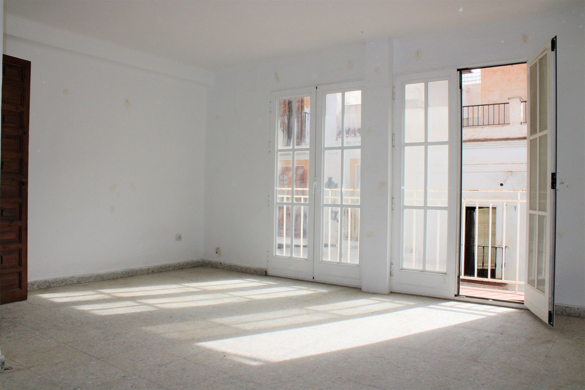4 Bed Townhouse for sale in Nerja Costa Del Sol East, Málaga, Spain