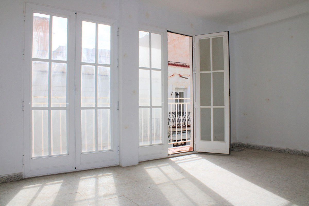 4 Bed Townhouse for sale in Nerja Costa Del Sol East, Málaga, Spain
