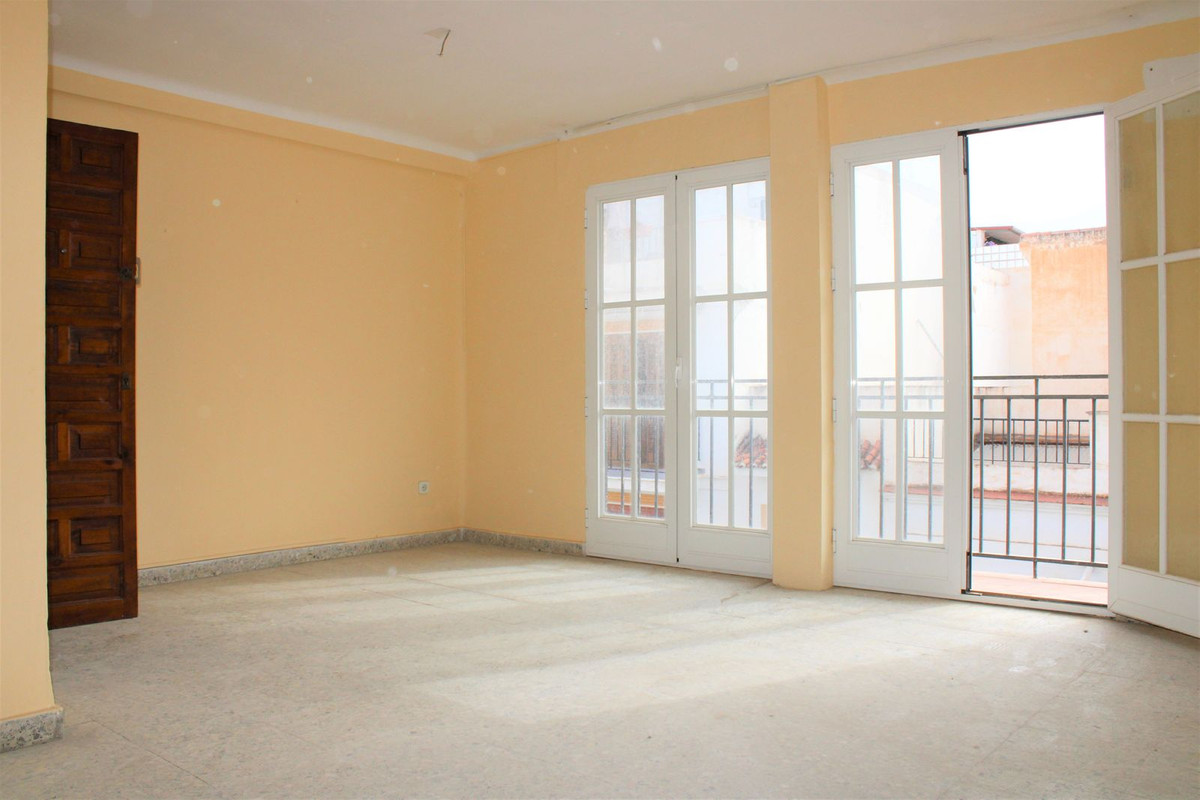4 Bed Townhouse for sale in Nerja Costa Del Sol East, Málaga, Spain