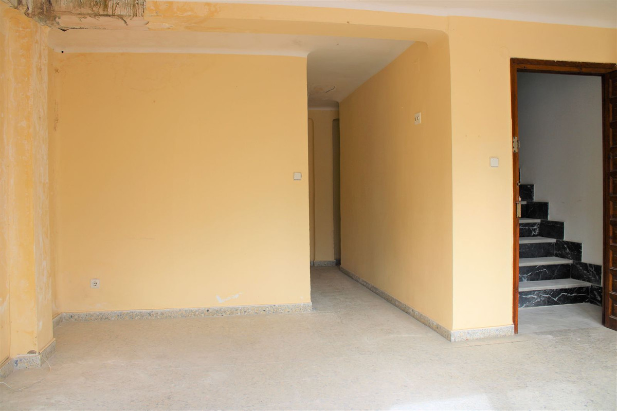 4 Bed Townhouse for sale in Nerja Costa Del Sol East, Málaga, Spain
