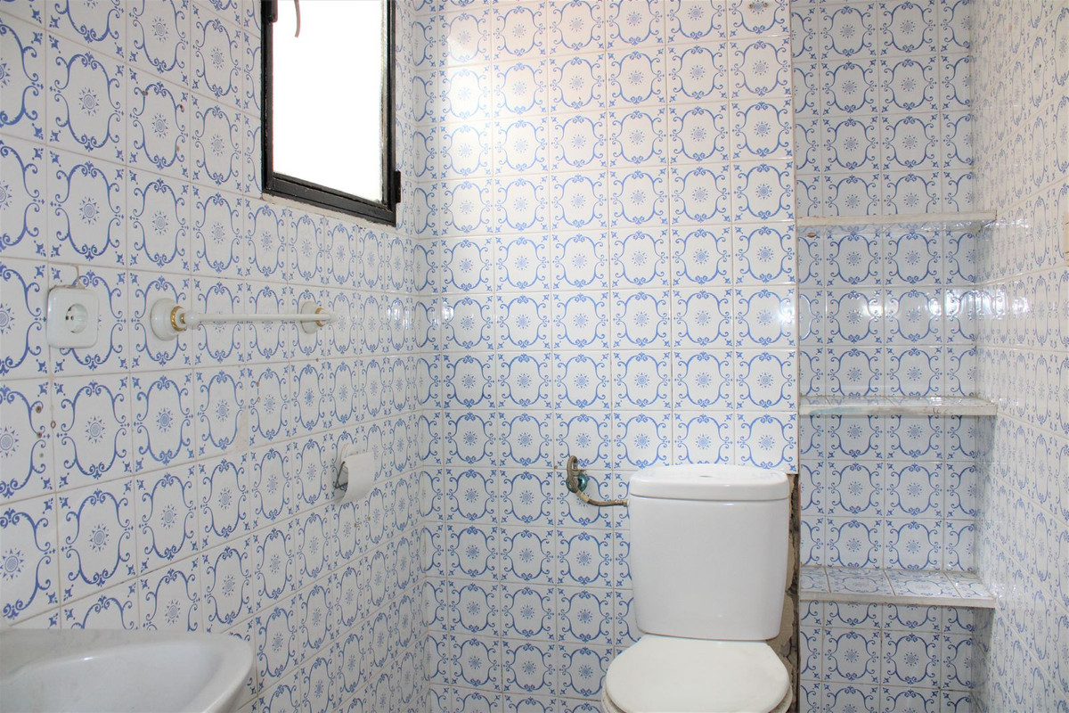 4 Bed Townhouse for sale in Nerja Costa Del Sol East, Málaga, Spain