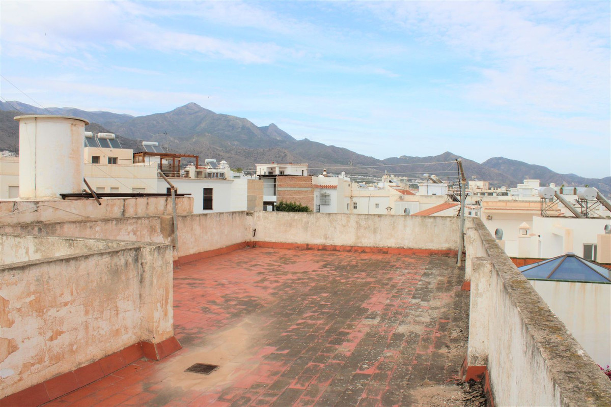 4 Bed Townhouse for sale in Nerja Costa Del Sol East, Málaga, Spain