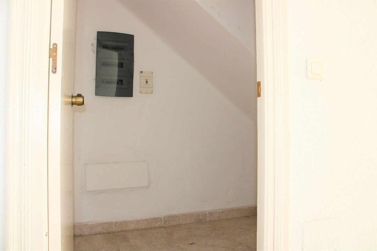 4 Bed Townhouse for sale in Nerja Costa Del Sol East, Málaga, Spain