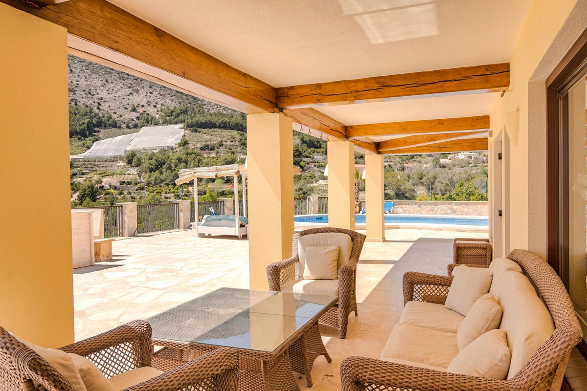 4 Bed Townhouse for sale in Callosa Den Sarria Costa Blanca, Alicante, Spain