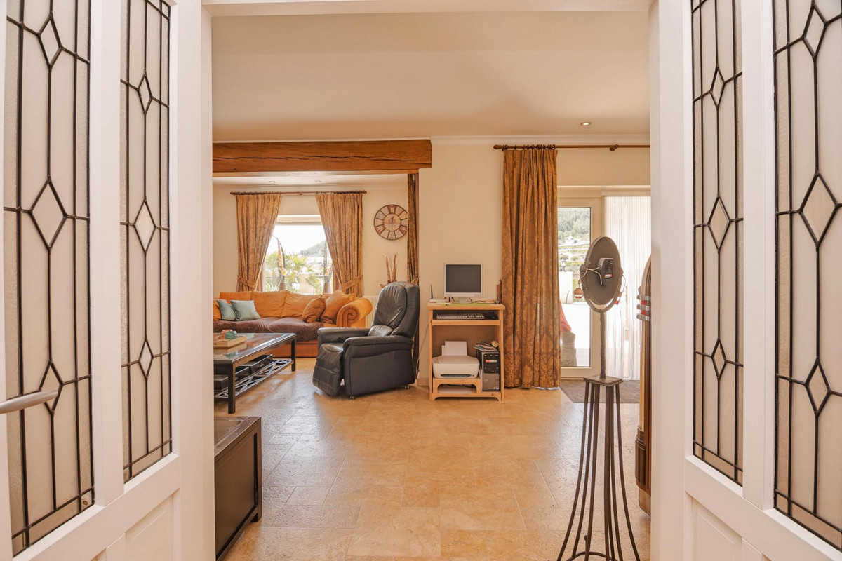 4 Bed Townhouse for sale in Callosa Den Sarria Costa Blanca, Alicante, Spain