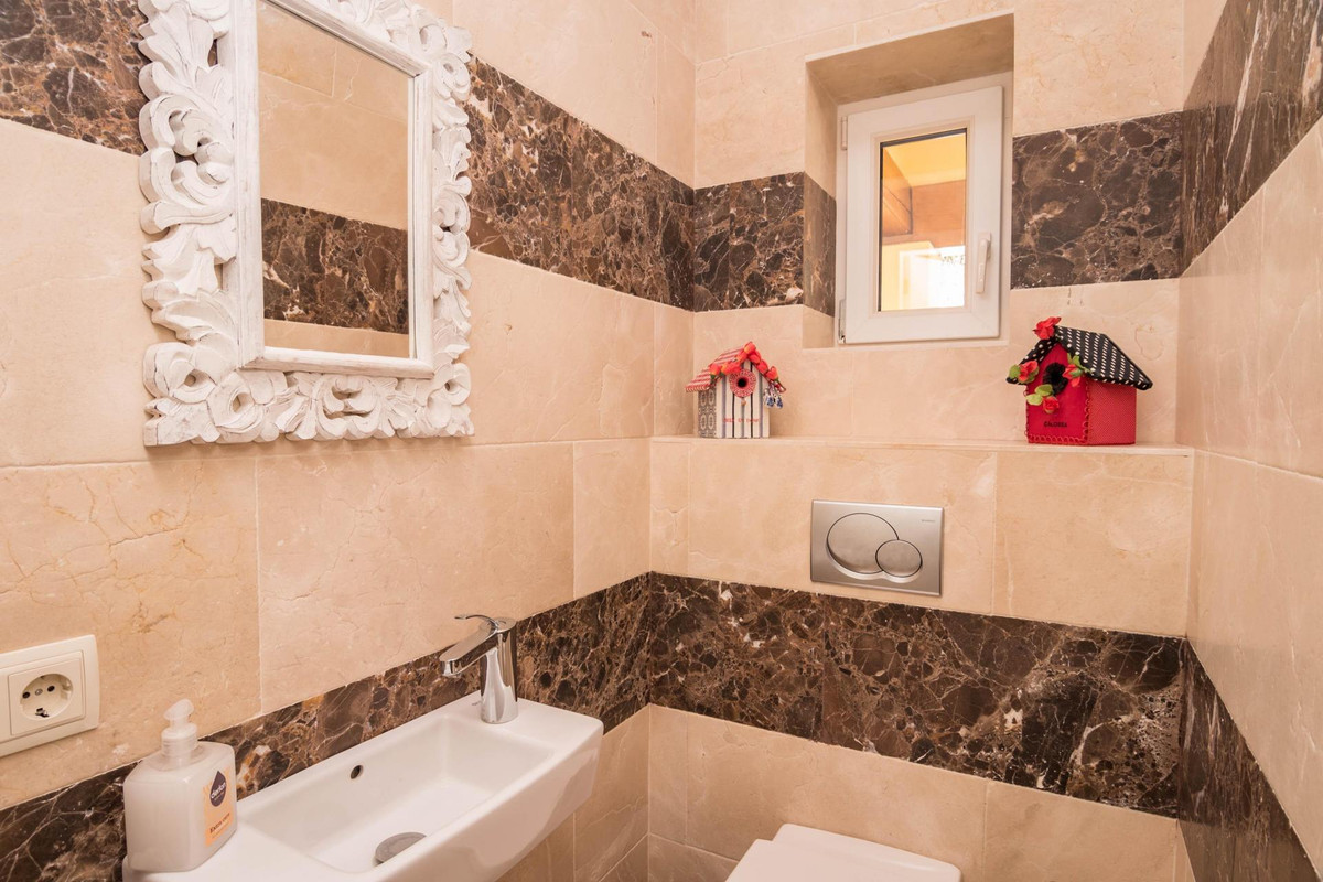4 Bed Townhouse for sale in Callosa Den Sarria Costa Blanca, Alicante, Spain