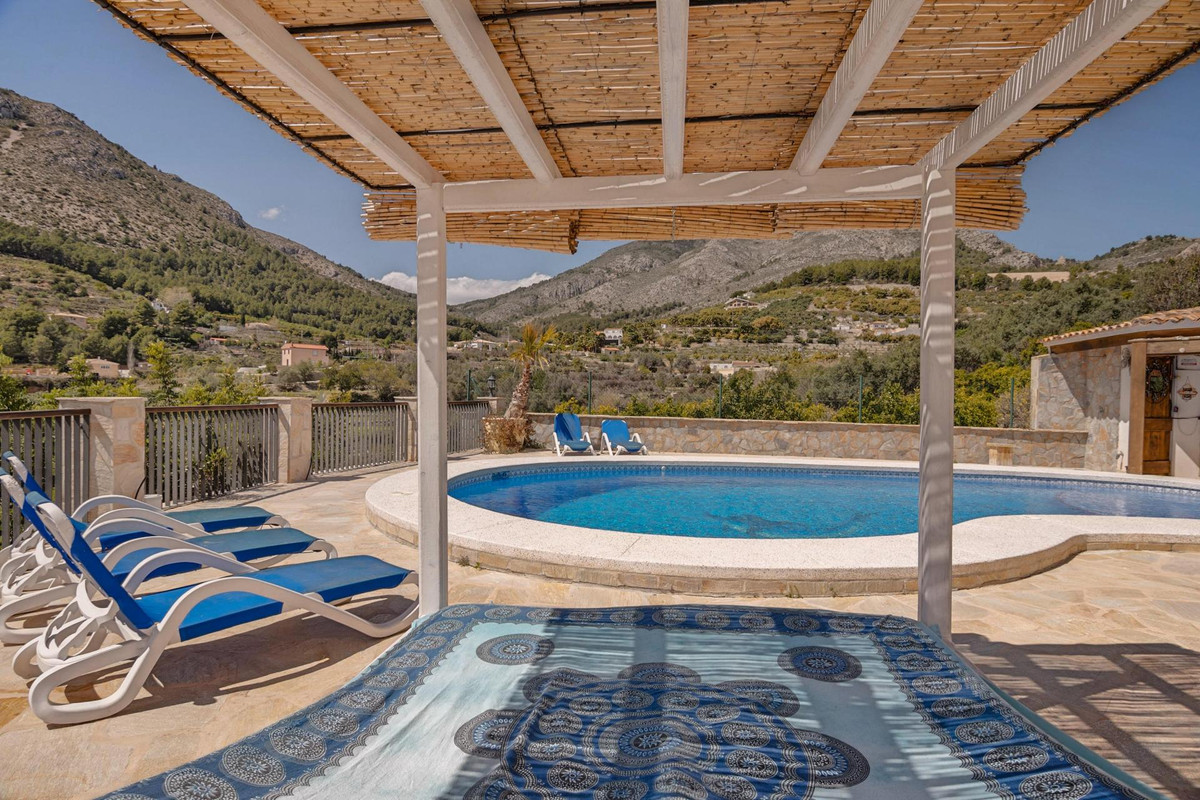 4 Bed Townhouse for sale in Callosa Den Sarria Costa Blanca, Alicante, Spain