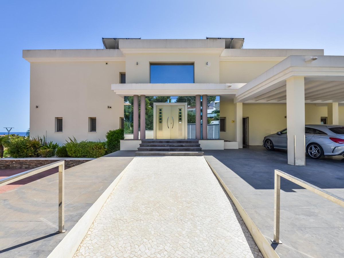 5 Bed Townhouse for sale in Benissa Costa Blanca, Alicante, Spain