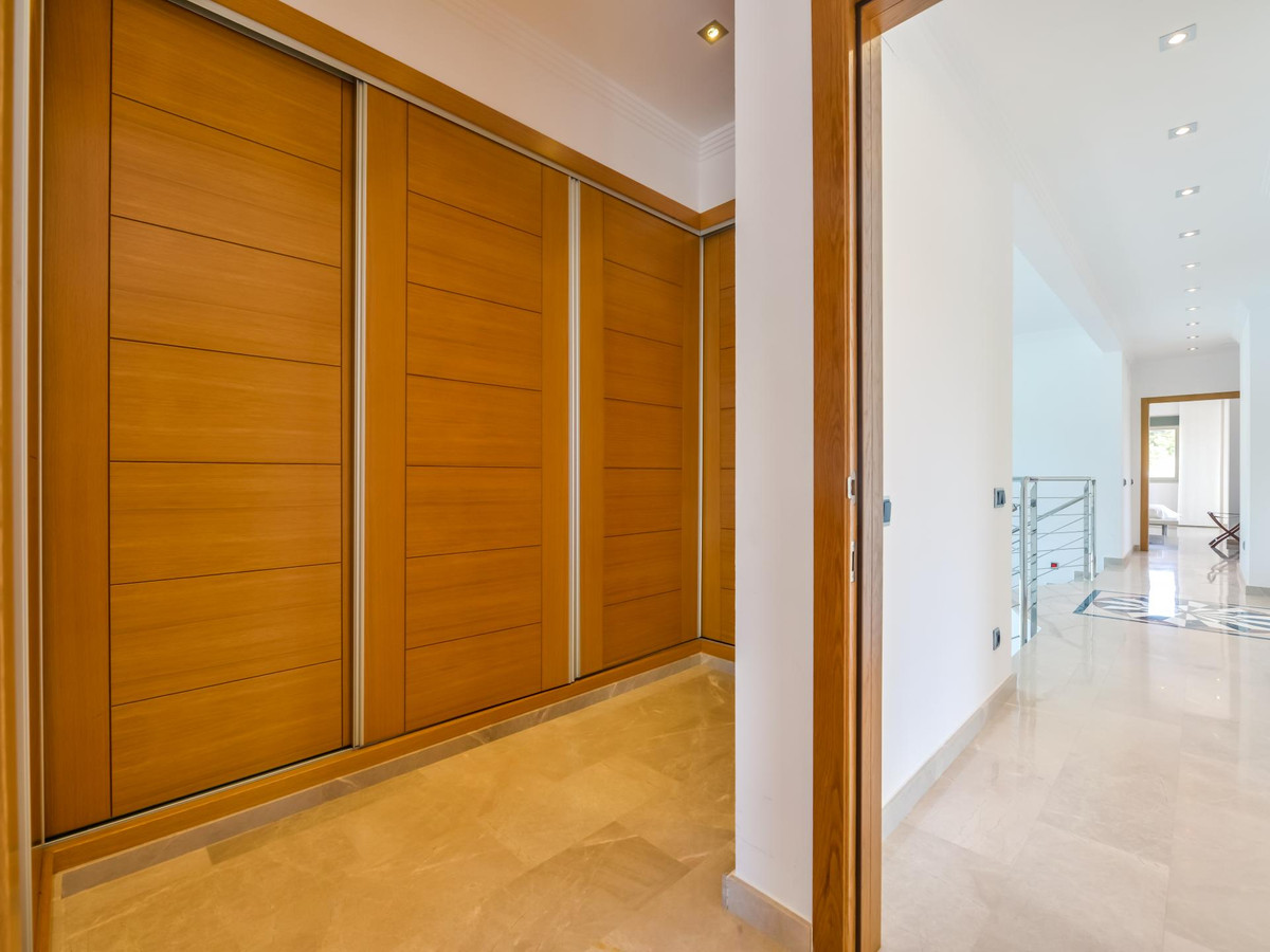 5 Bed Townhouse for sale in Benissa Costa Blanca, Alicante, Spain
