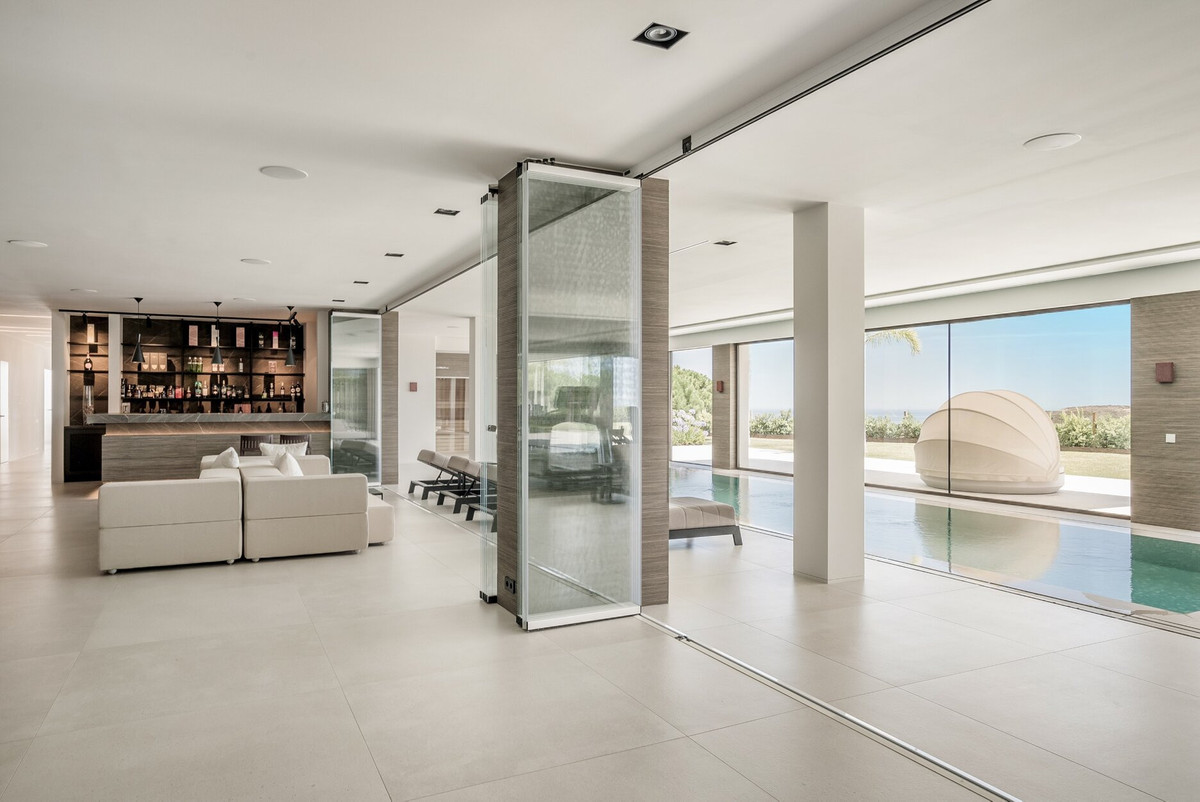 Se vende Villa - Chalet de 7 dormitorios en Costa Del Sol, Málaga, España