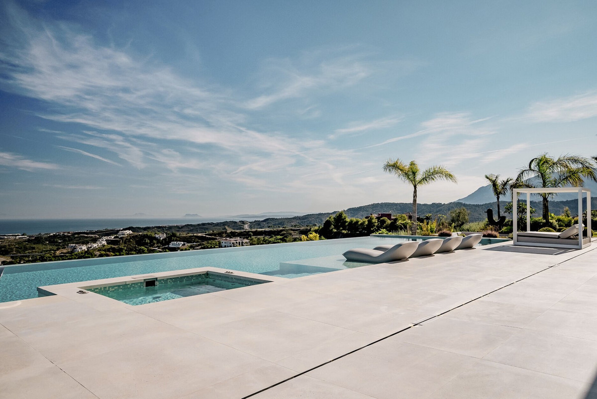 Se vende Villa - Chalet de 7 dormitorios en Costa Del Sol, Málaga, España