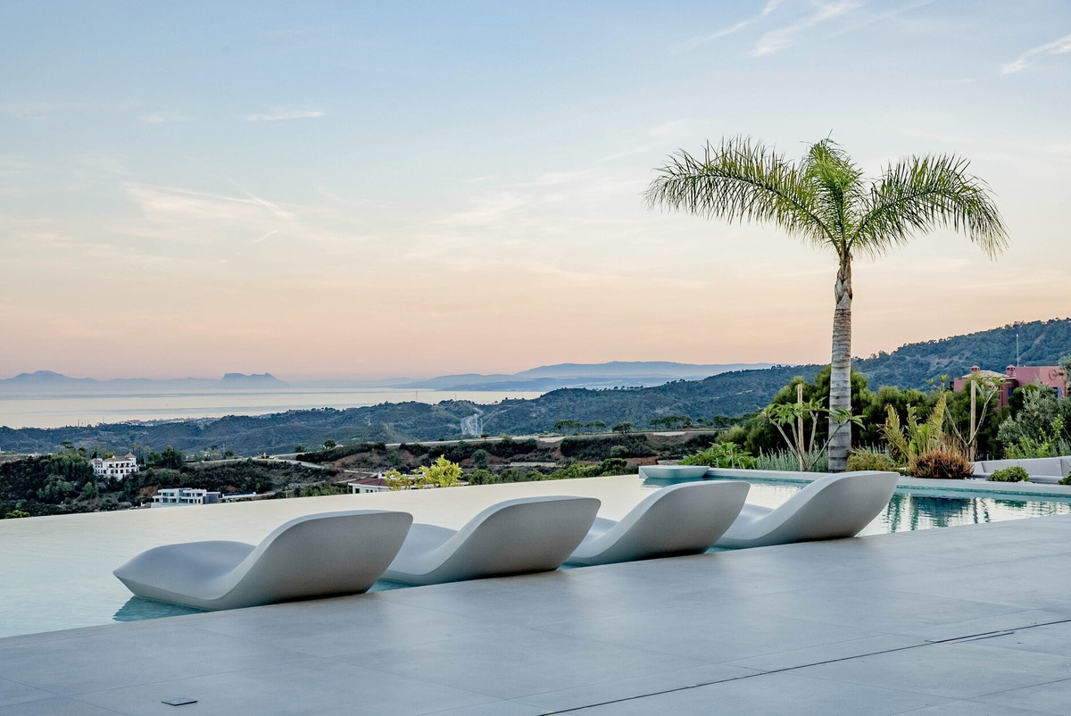 Se vende Villa - Chalet de 7 dormitorios en Costa Del Sol, Málaga, España
