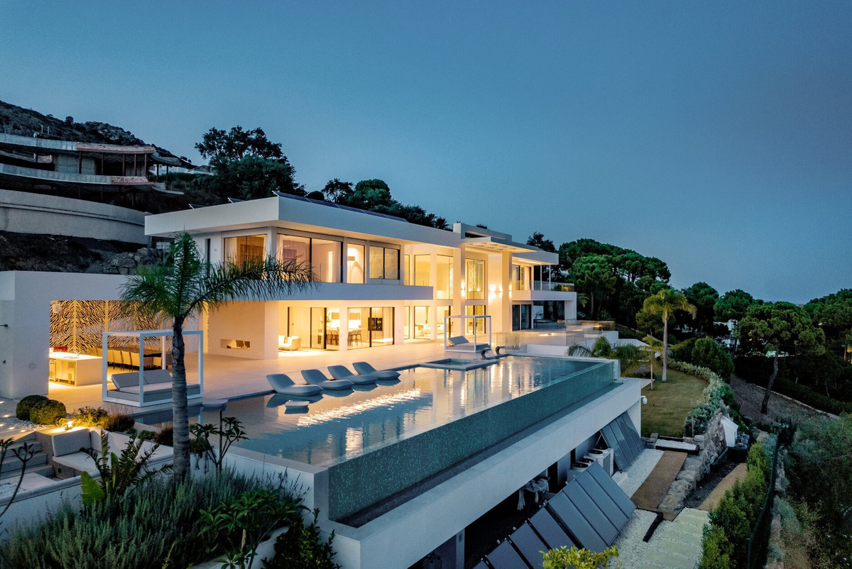 Se vende Villa - Chalet de 7 dormitorios en Costa Del Sol, Málaga, España