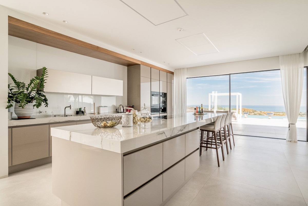 Se vende Villa - Chalet de 7 dormitorios en Costa Del Sol, Málaga, España