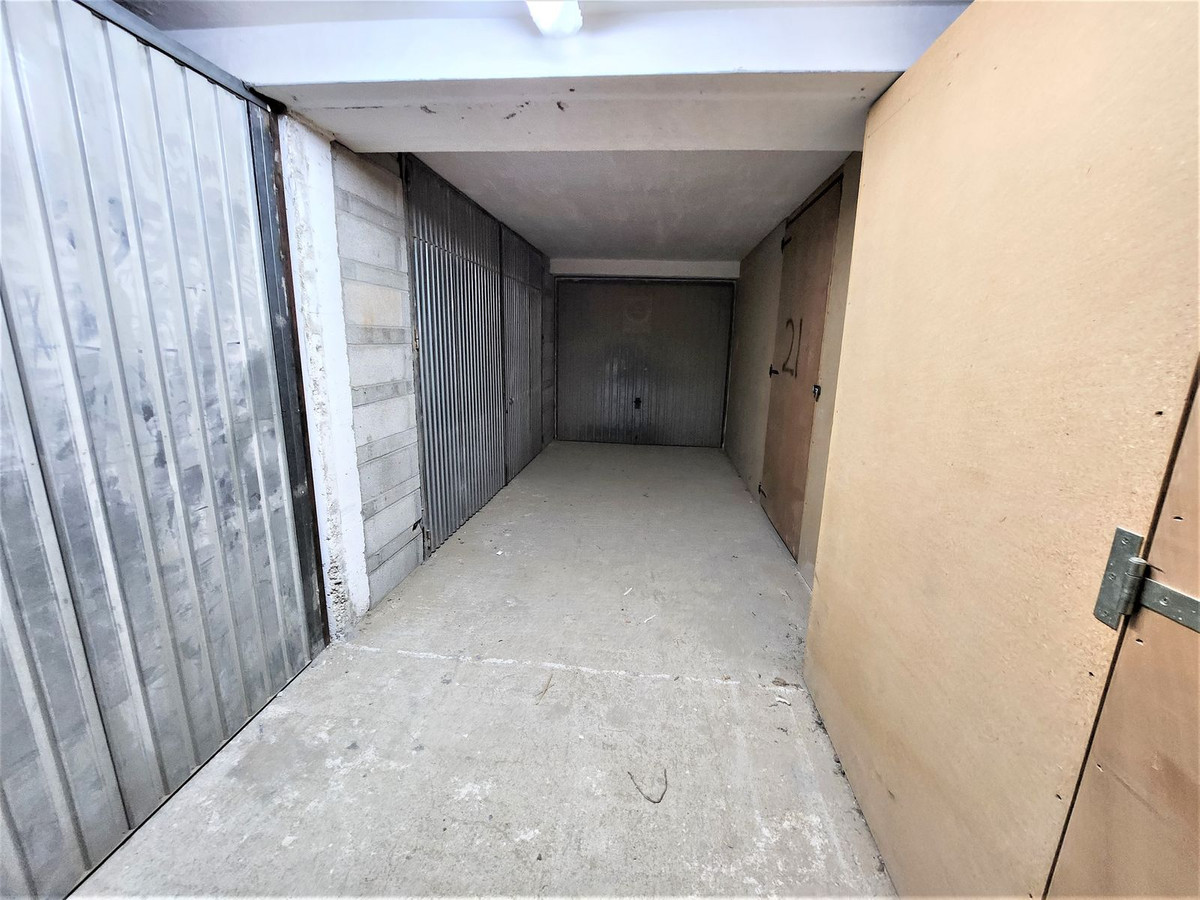Commercial unit for sale in Manilva Costa Del Sol, Málaga, Spain