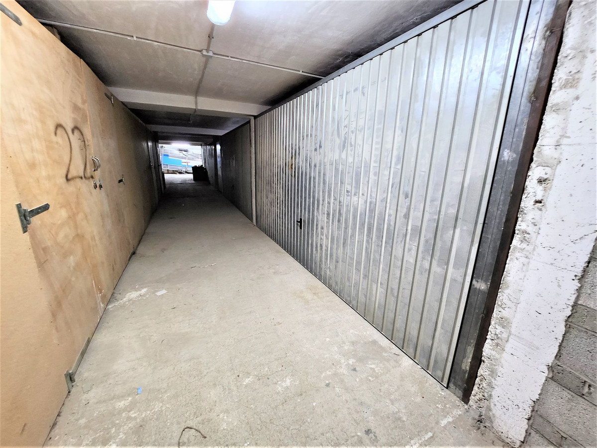 Commercial unit for sale in Manilva Costa Del Sol, Málaga, Spain