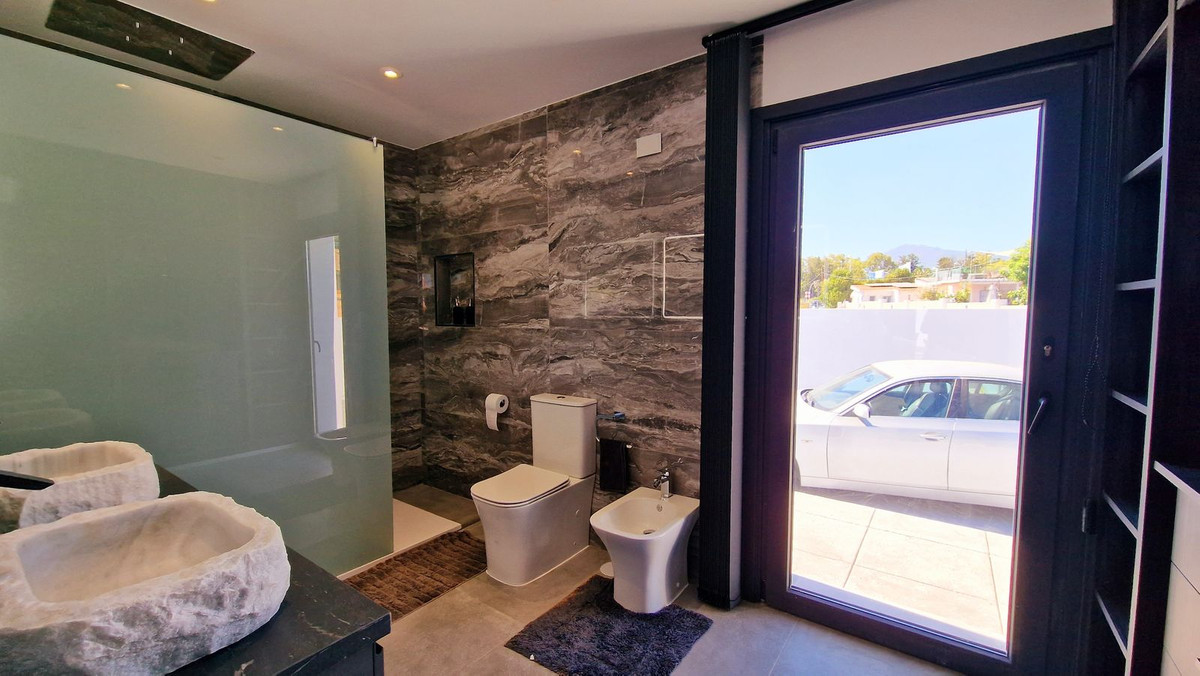 3 Bed Townhouse for sale in San Pedro De Alcántara Costa Del Sol, Málaga, Spain