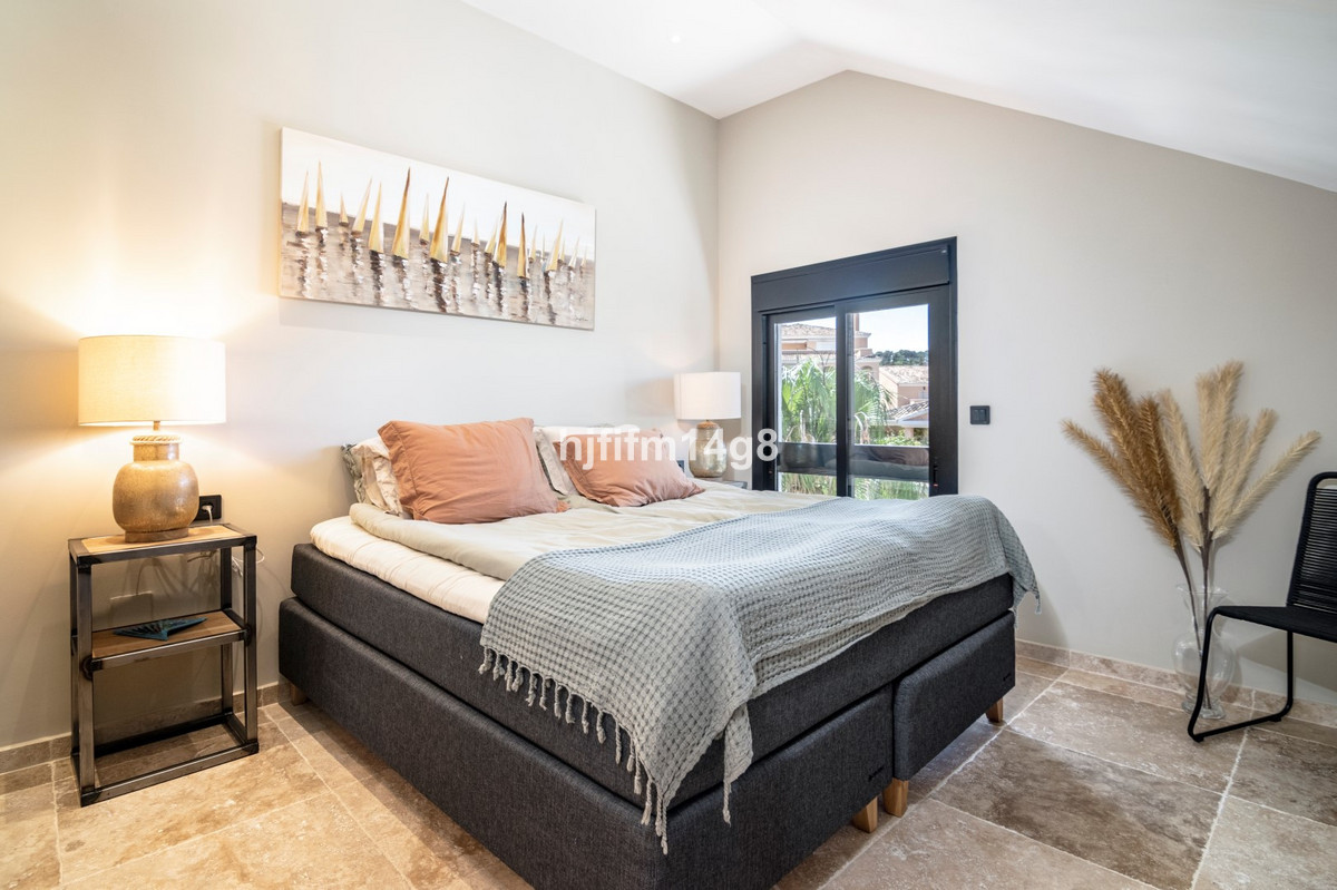 3 Bed Apartment for sale in Nueva Andalucía Costa Del Sol, Málaga, Spain