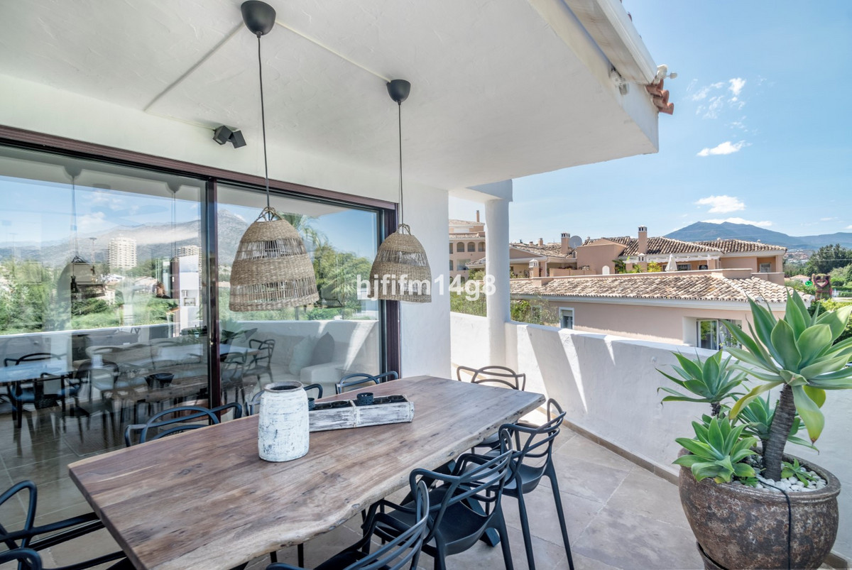 3 Bed Apartment for sale in Nueva Andalucía Costa Del Sol, Málaga, Spain