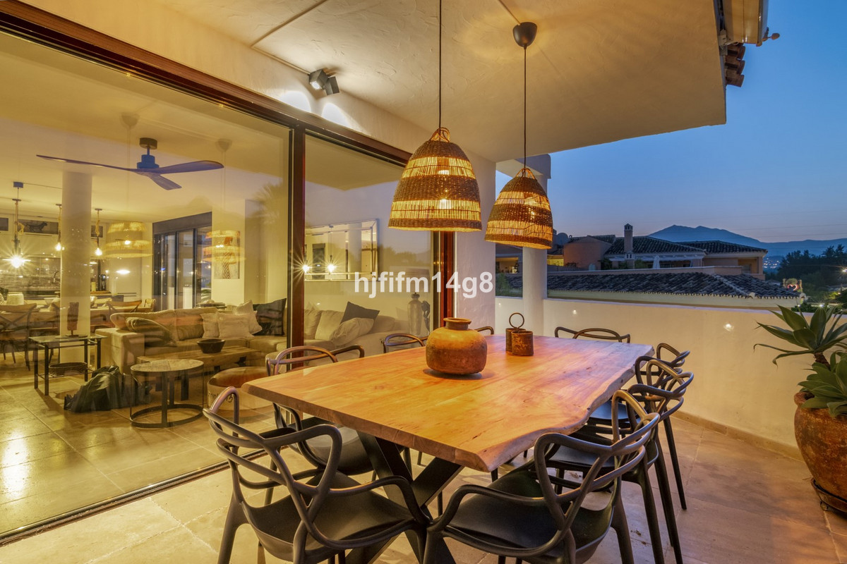 3 Bed Apartment for sale in Nueva Andalucía Costa Del Sol, Málaga, Spain
