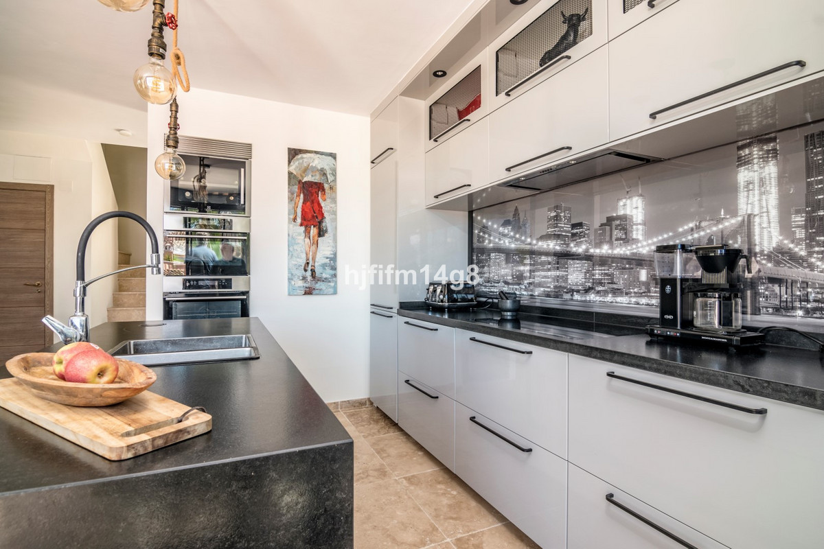 3 Bed Apartment for sale in Nueva Andalucía Costa Del Sol, Málaga, Spain