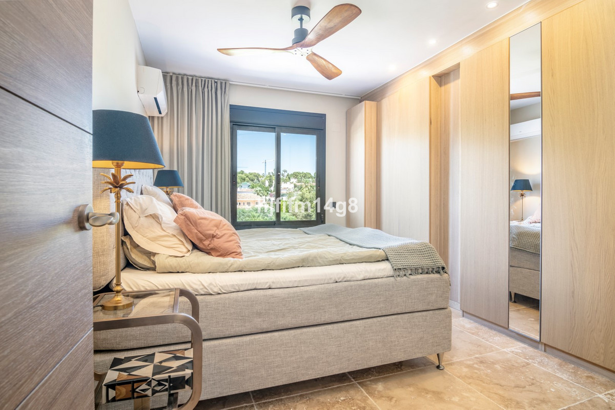3 Bed Apartment for sale in Nueva Andalucía Costa Del Sol, Málaga, Spain
