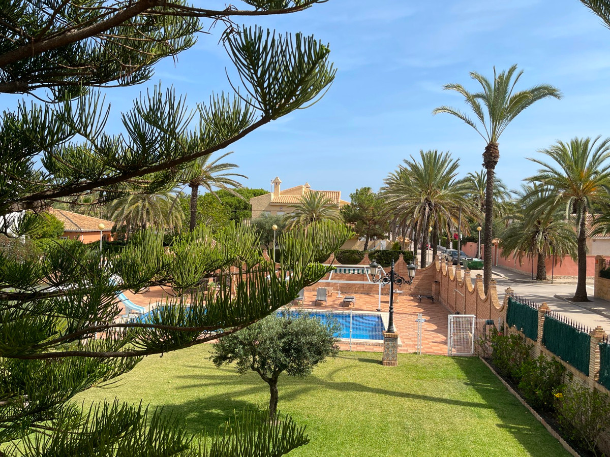 8 Bed Townhouse for sale in Cabo Roig Costa Blanca, Alicante, Spain
