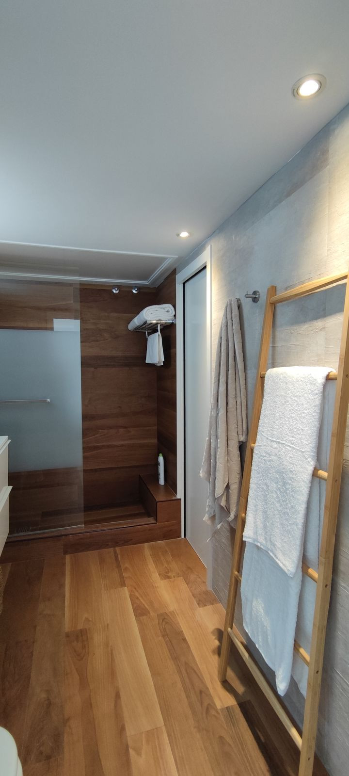 2 Bed Apartment for sale in Puerto Banús Costa Del Sol, Málaga, Spain