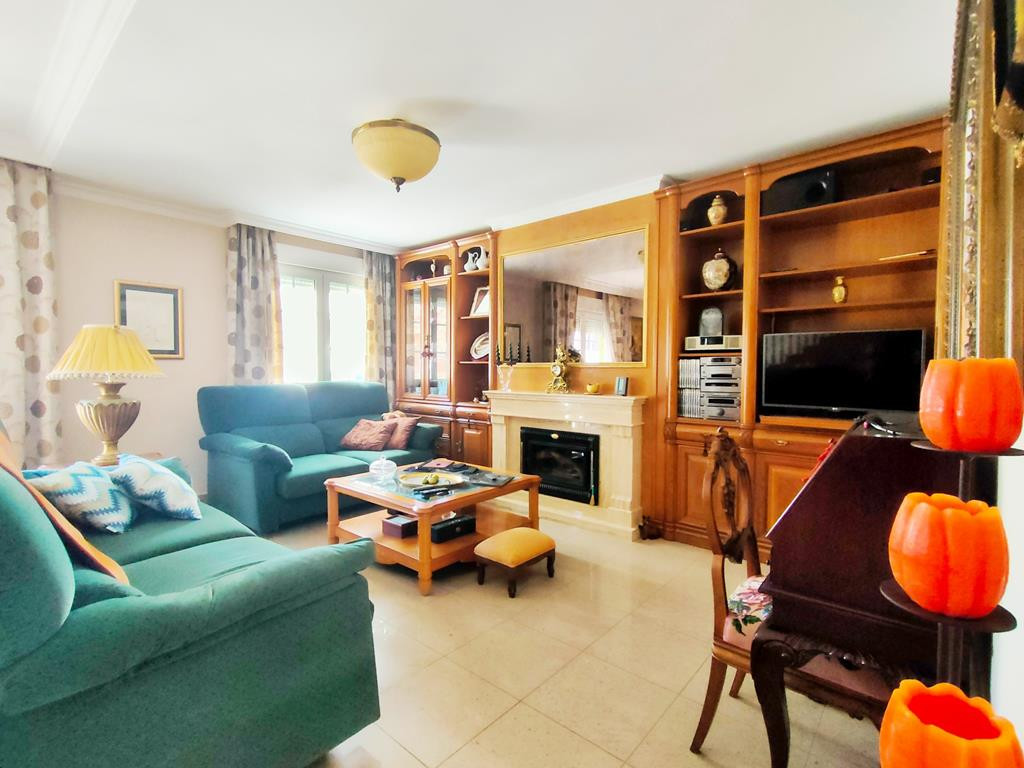 4 Bed Townhouse for sale in Denia Costa Blanca, Alicante, Spain