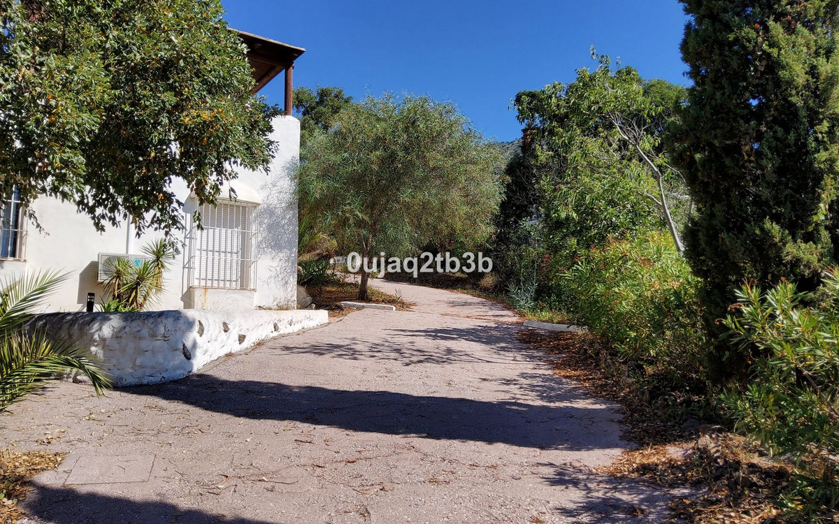 6 Bed Townhouse for sale in Mijas Costa Del Sol, Málaga, Spain