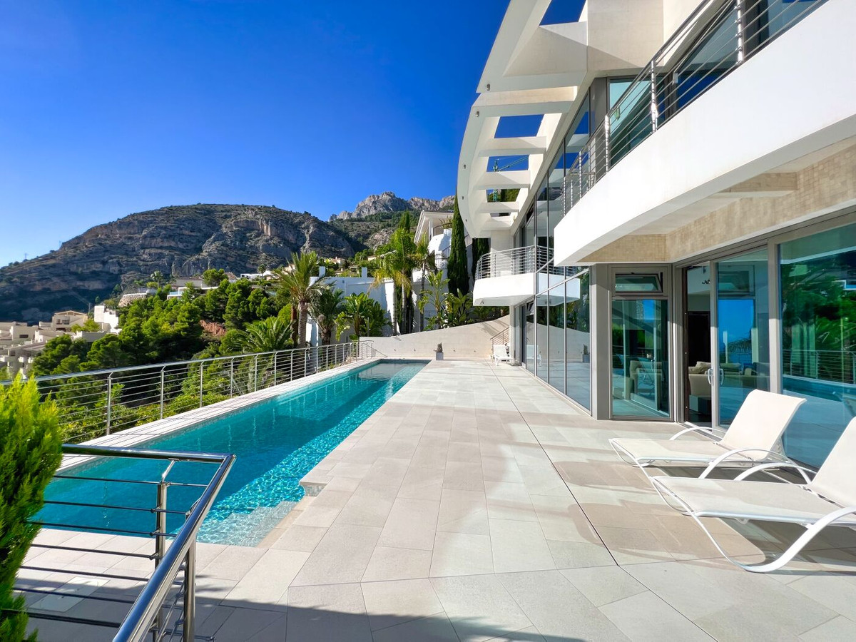 5 Bed Townhouse for sale in Altea Hills Costa Blanca, Alicante, Spain