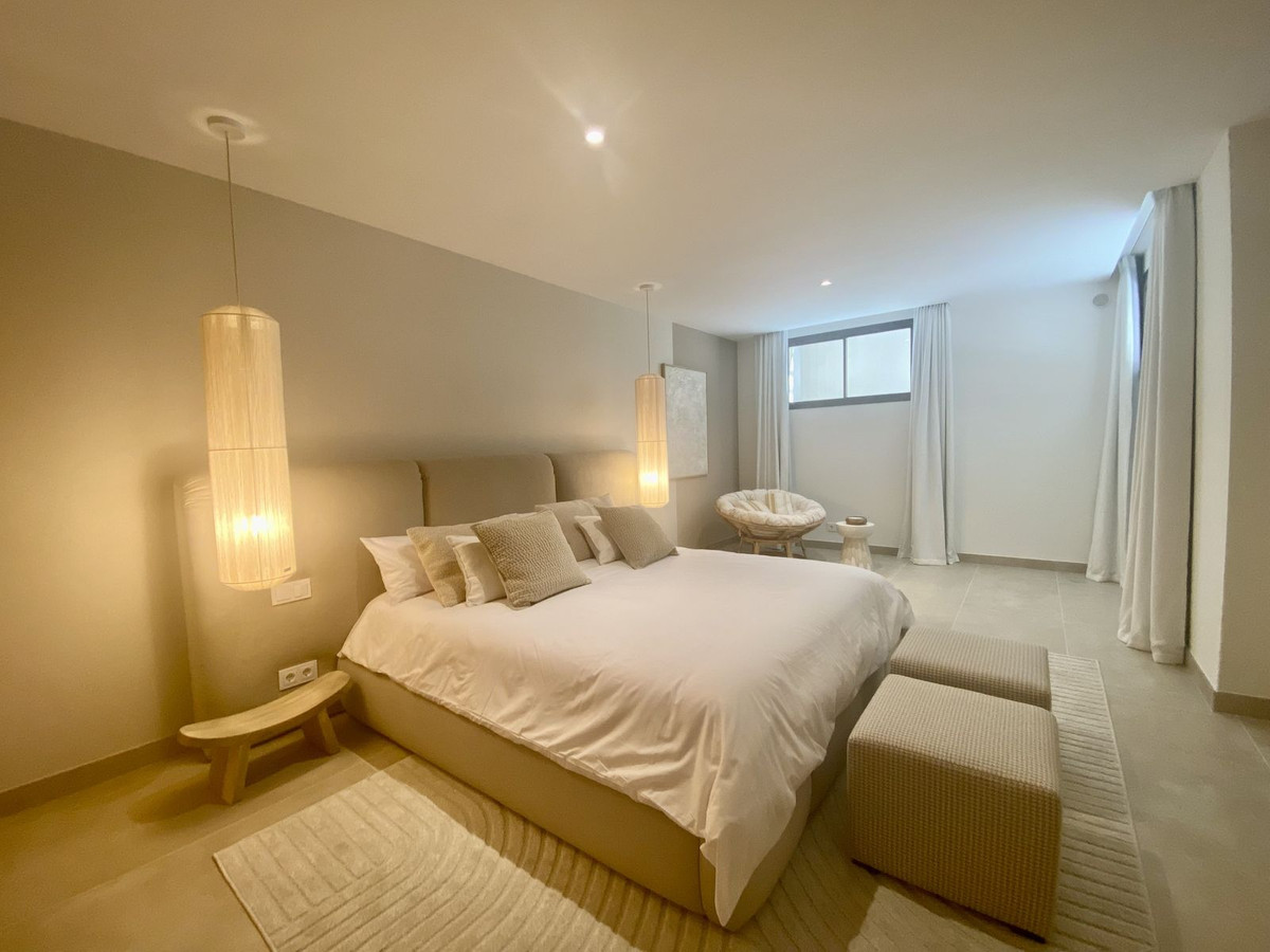 Se vende Villa - Chalet de 5 dormitorios en Costa Del Sol, Málaga, España