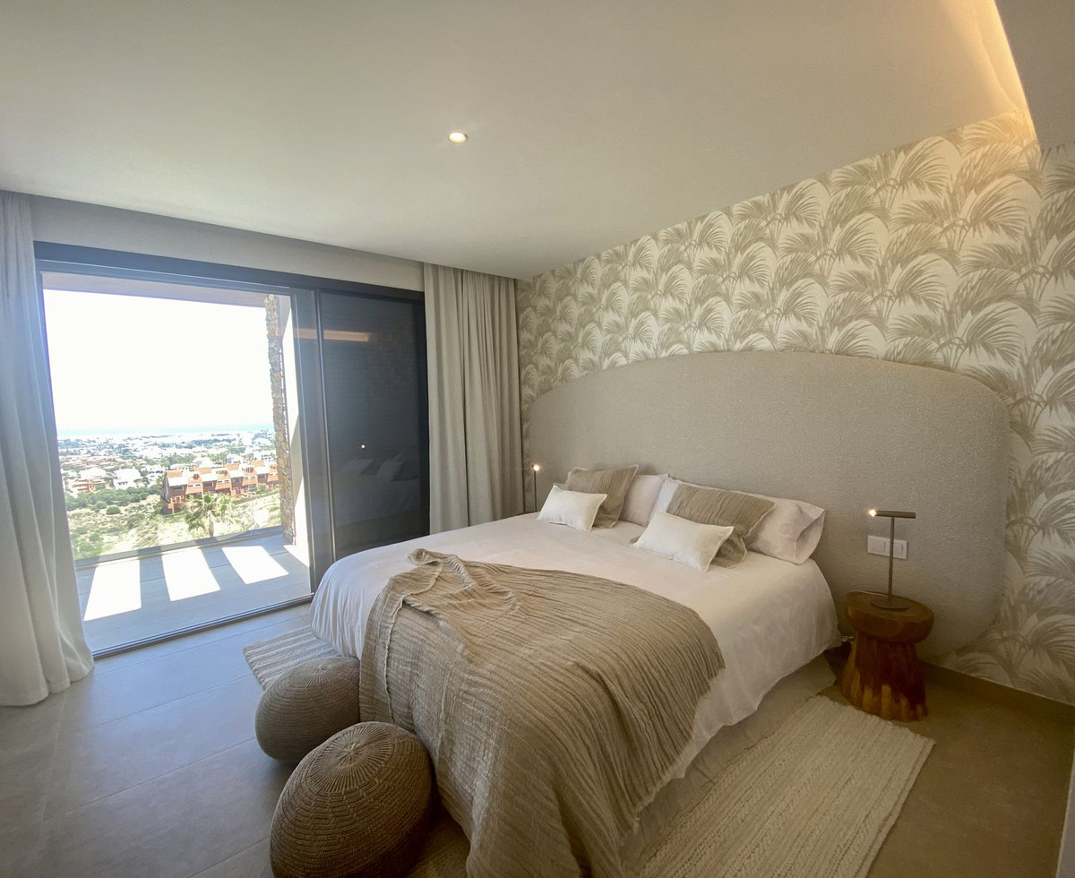 Se vende Villa - Chalet de 5 dormitorios en Costa Del Sol, Málaga, España
