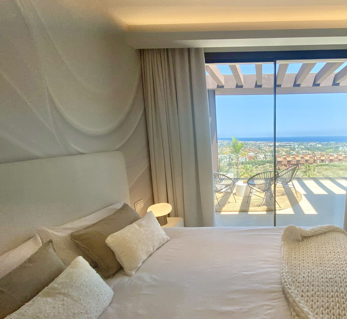 Se vende Villa - Chalet de 5 dormitorios en Costa Del Sol, Málaga, España