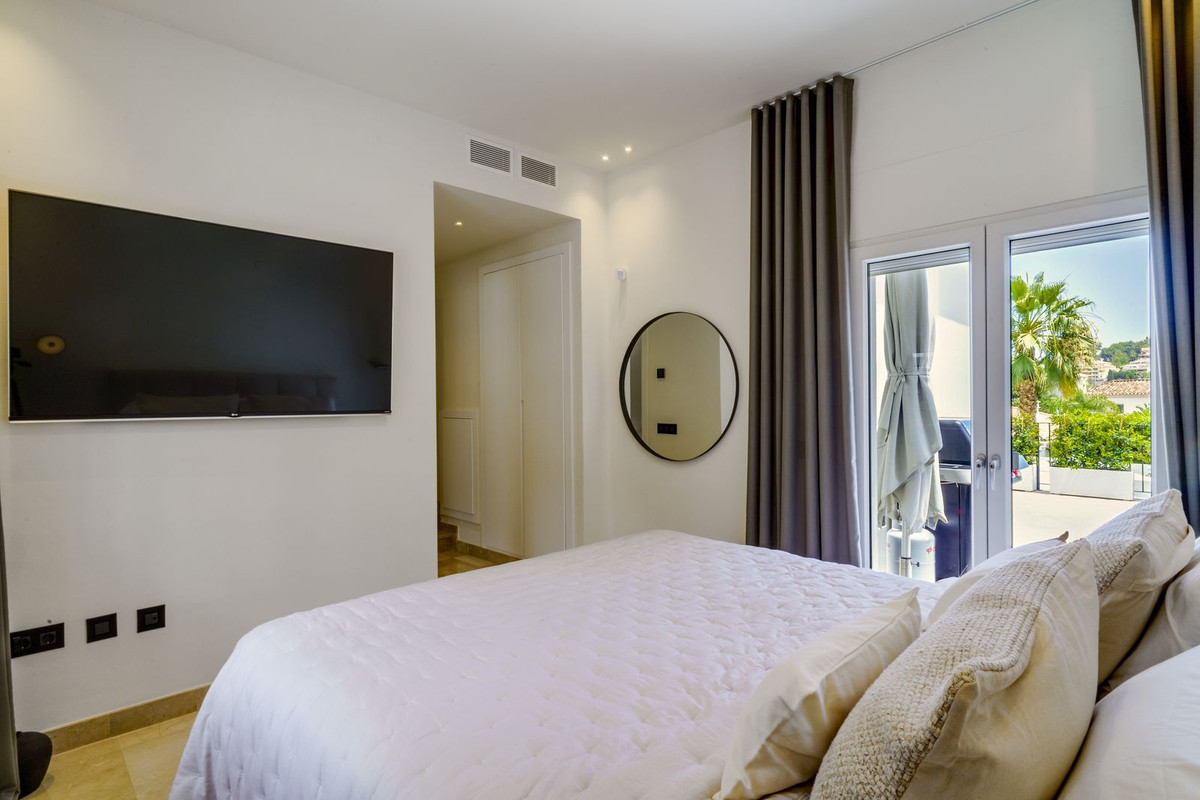 Se vende Villa - Chalet de 6 dormitorios en Costa Del Sol, Málaga, España