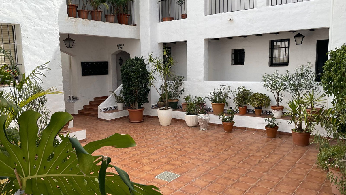 Se vende Apartamento Planta Media de 2 dormitorios en Costa Del Sol, Málaga, España
