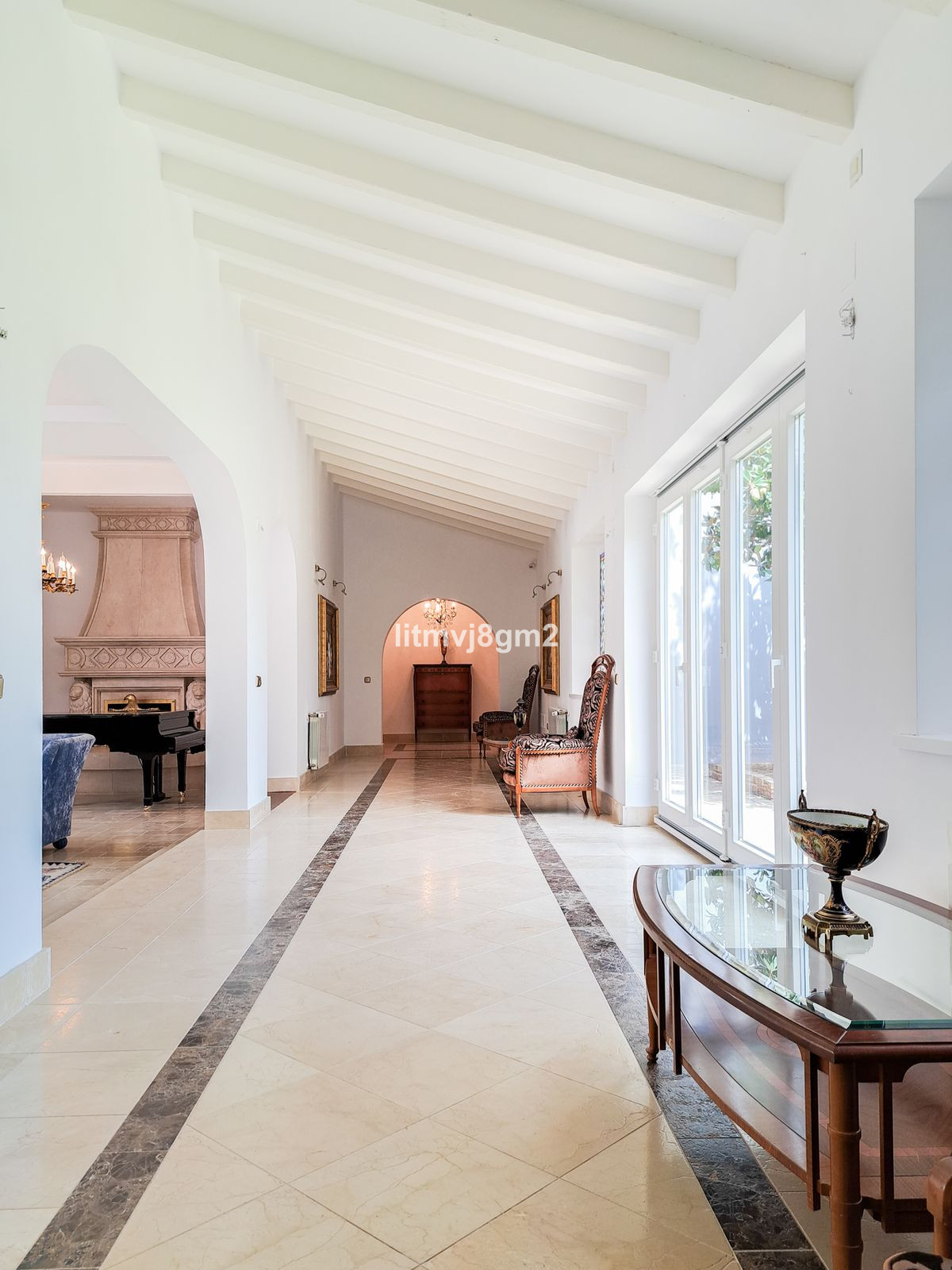 5 Bed Townhouse for sale in Benahavís Costa Del Sol, Málaga, Spain