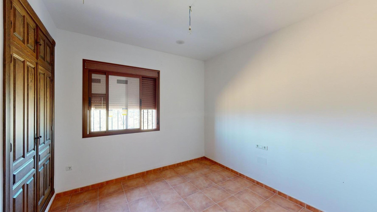 4 Bed Townhouse for sale in Colmenar Costa Del Sol East, Málaga, Spain