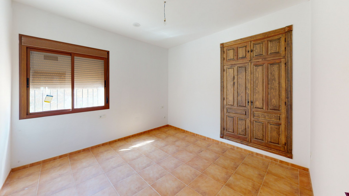 4 Bed Townhouse for sale in Colmenar Costa Del Sol East, Málaga, Spain