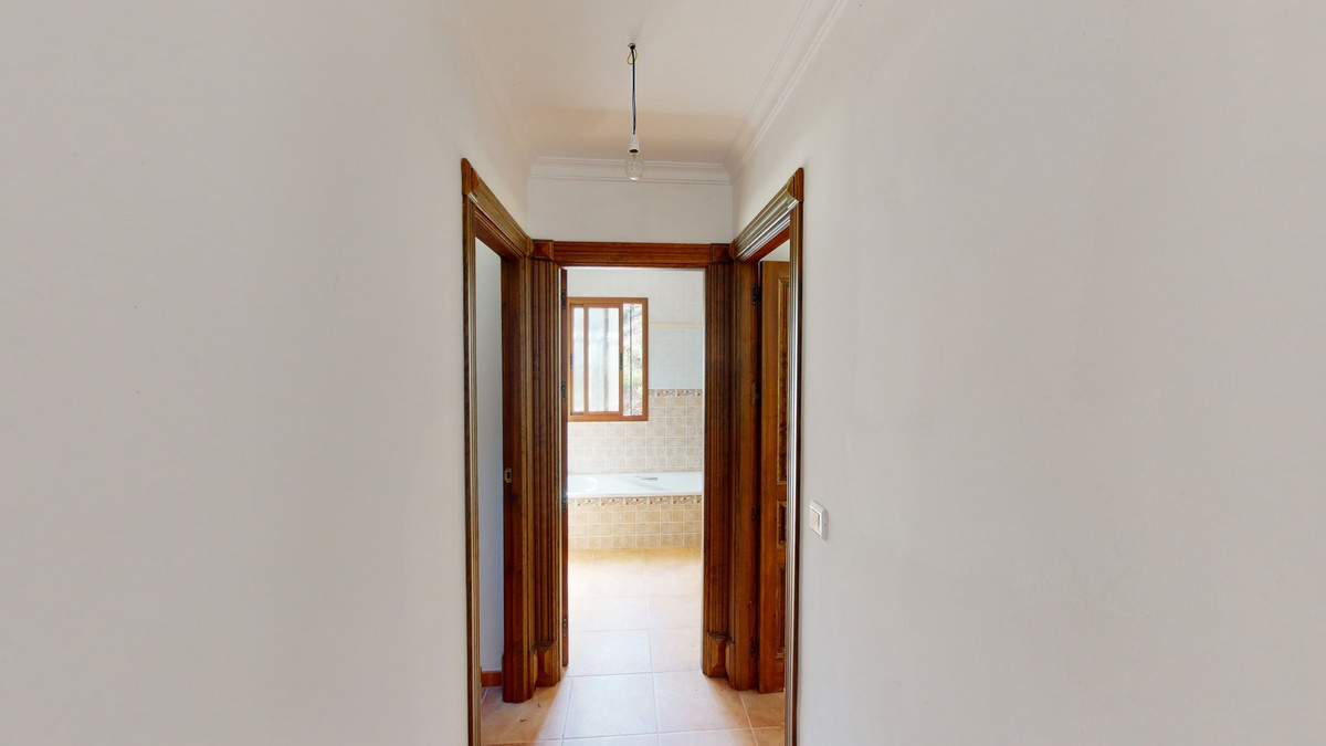 4 Bed Townhouse for sale in Colmenar Costa Del Sol East, Málaga, Spain