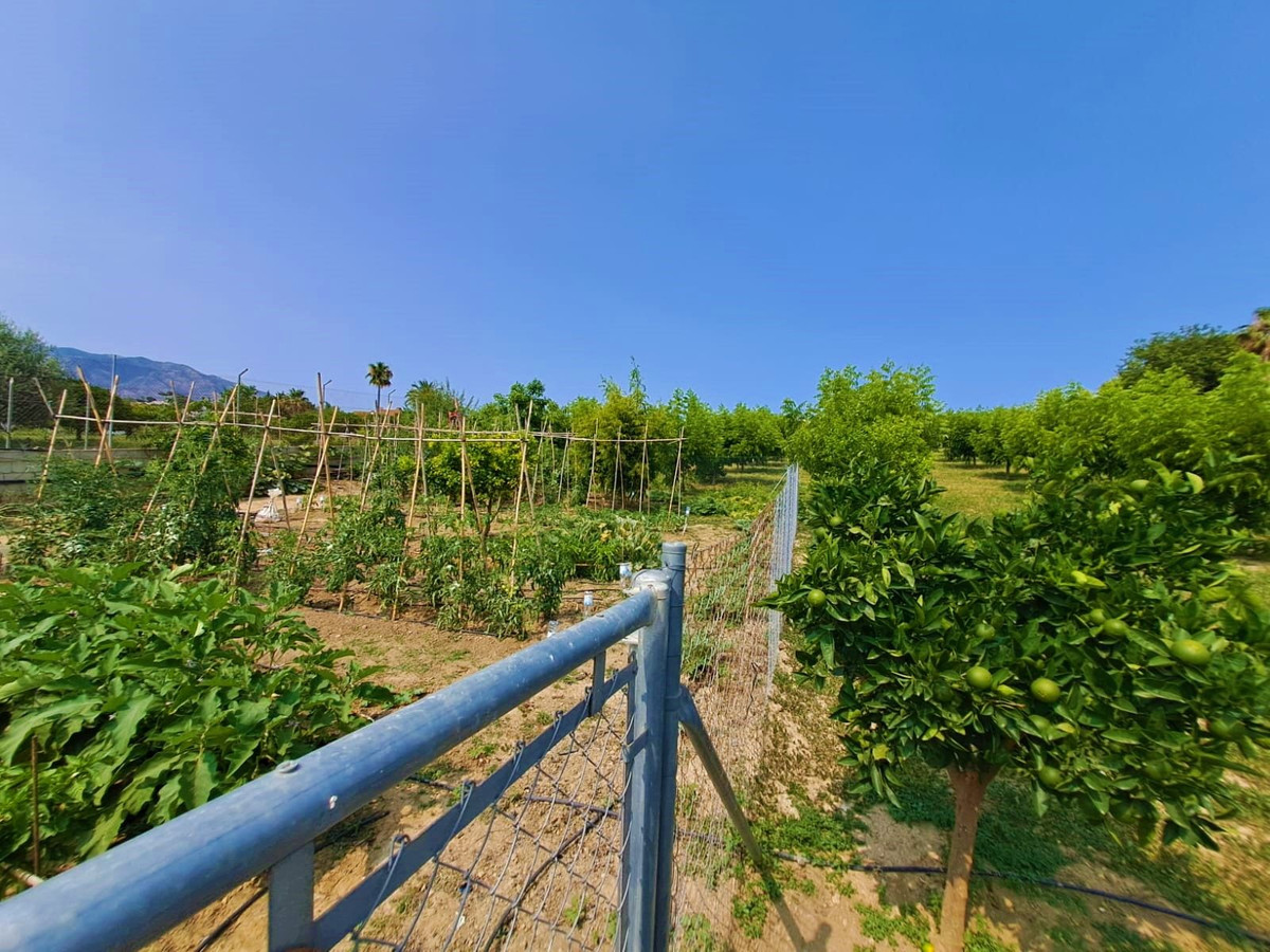 1 Bed Townhouse for sale in Las Lagunas Costa Del Sol, Málaga, Spain