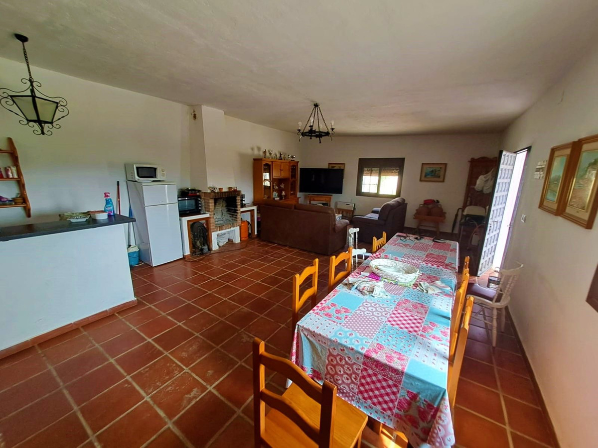 1 Bed Townhouse for sale in Las Lagunas Costa Del Sol, Málaga, Spain