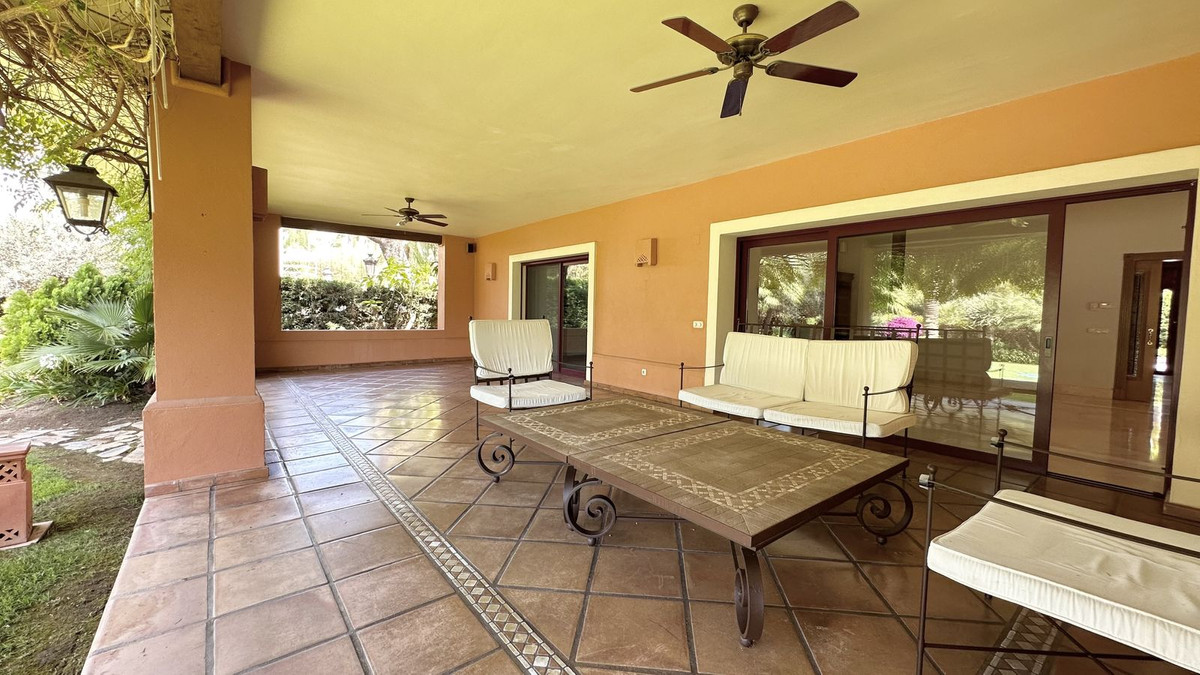 5 Bed Townhouse for sale in The Golden Mile Costa Del Sol, Málaga, Spain
