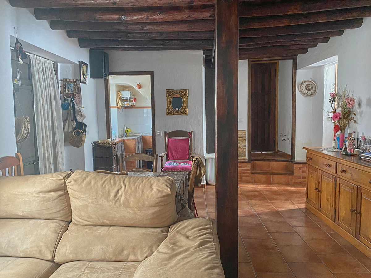 3 Bed Townhouse for sale in Estepona Costa Del Sol, Málaga, Spain