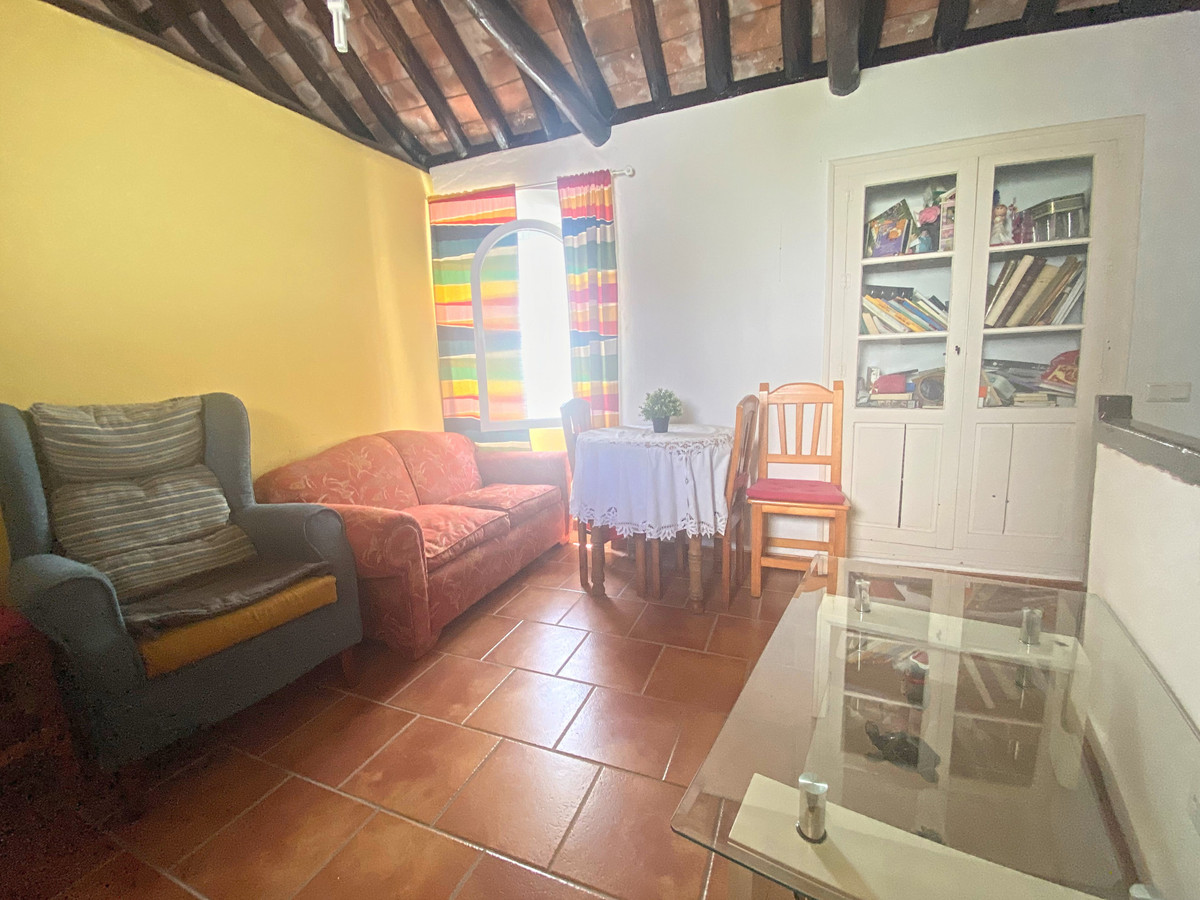 3 Bed Townhouse for sale in Estepona Costa Del Sol, Málaga, Spain