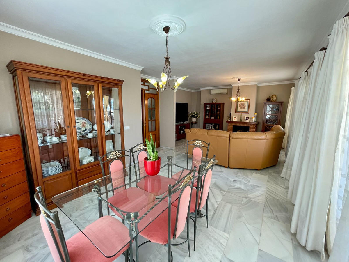 4 Bed Townhouse for sale in El Coto Costa Del Sol, Málaga, Spain