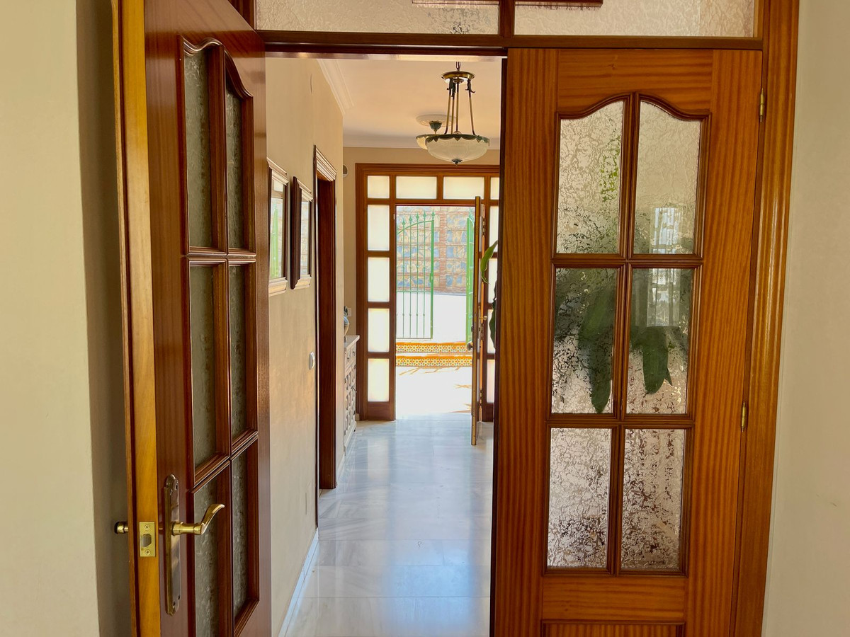 4 Bed Townhouse for sale in El Coto Costa Del Sol, Málaga, Spain